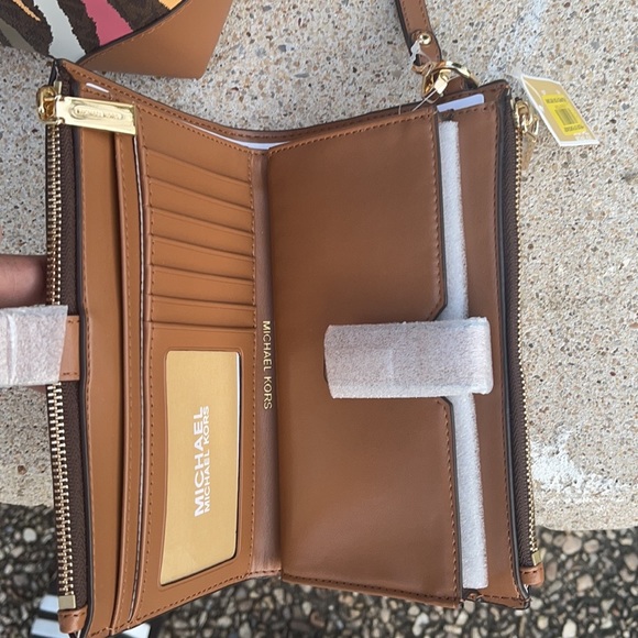 Michael kors purse & wallet set - Picture 8 of 14